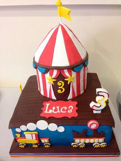 The Circus is Coming to Town - Cake by Mimi's Sweet Treats