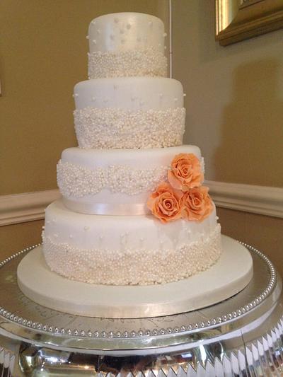 White pearl wedding cake - Cake by Kake and Cupkakery