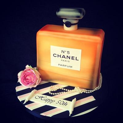 Chanel No.5 perfume cake  - Cake by Symphony in Sugar