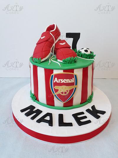 Arsenal club cake - Cake by Arty cakes