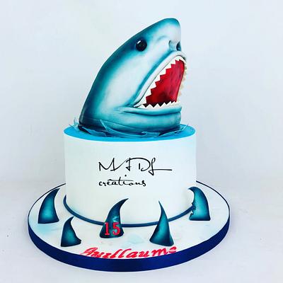 Shark cake - Cake by Cindy Sauvage 
