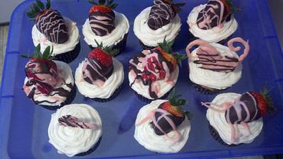 Divine Romance Cupcakes!  - Cake by Tonya