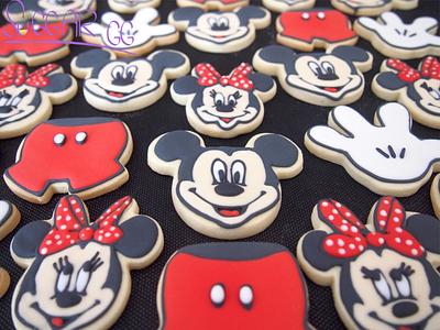 Mickey and Minnie - Cake by suGGar GG