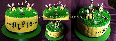 "THE HIVE"  - Cake by little pickers cakes