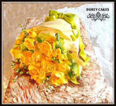 Yellow Roses  - Cake by Bethann Dubey