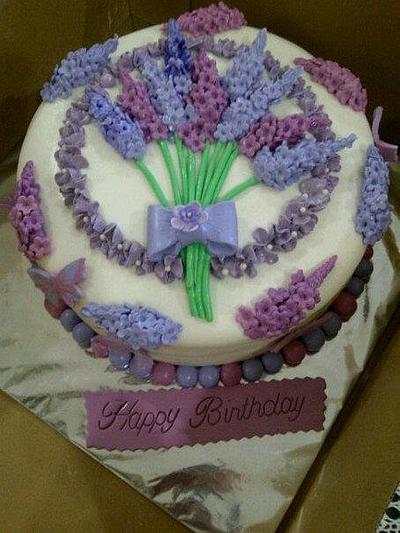 The lavender Cake - Cake by Thia Caradonna