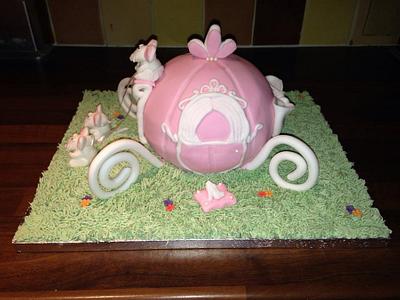 princess carriage - Cake by Lou Lou's Cakes