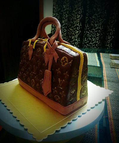Luis Vuitton Alma PM - Cake by Sugary Couture