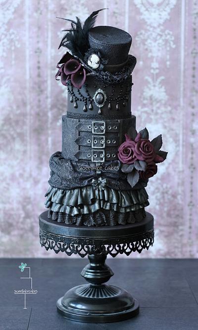 Gothic wedding cake with top hat - Cake by Tamara