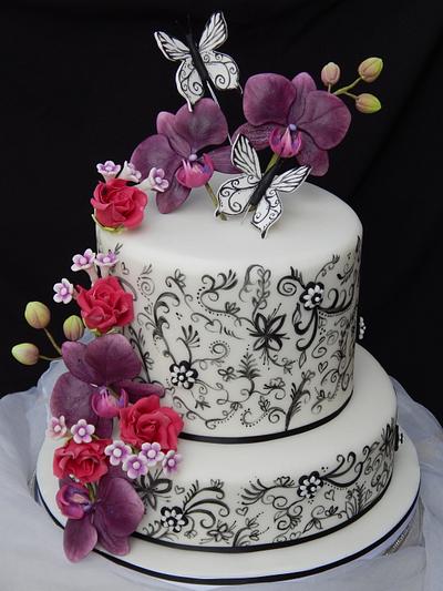 Hand painted Monochrome wedding cake. - Cake by Elizabeth Miles Cake Design
