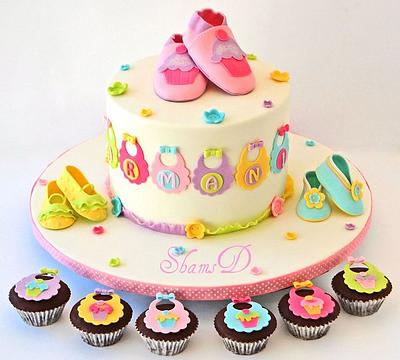 Baby shower Cake and Cupcakes  - Cake by Shamima Desai