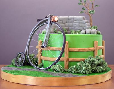 Penny Farthing Cake - Cake by TracyH