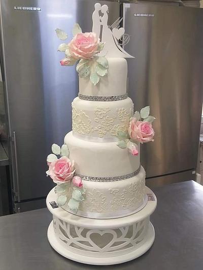 Wedding cake - Cake by Ivaninislatkisi