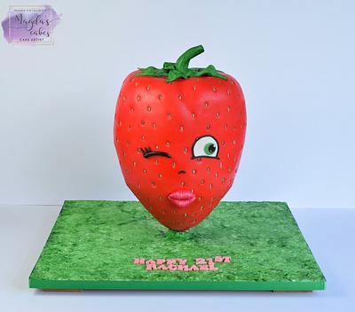 Giant strawberry :)  - Cake by Magda's Cakes (Magda Pietkiewicz)