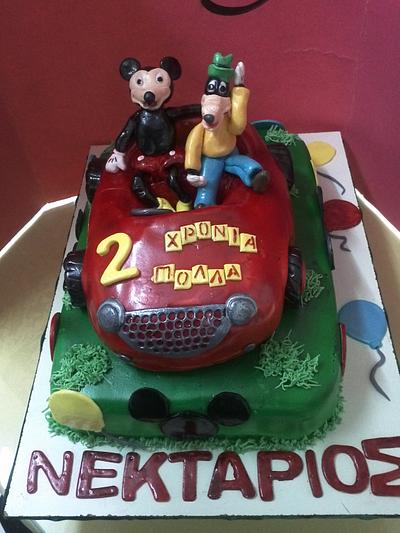 Mickey and Goofy - Cake by Miavour's Bees Custom Cakes