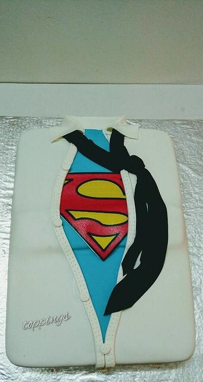 superman shirt - Cake by toppings