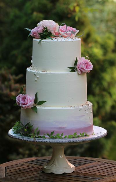 Ombre wedding cake :  - Cake by Lucya 