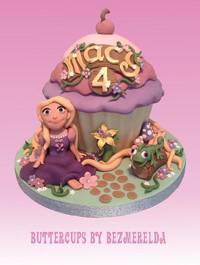 Tangled themed giant cupcake  - Cake by Bezmerelda