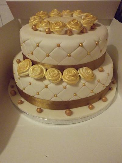 Gold & Ivory Anniversary cake  - Cake by Tracey