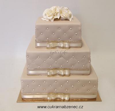 Beige wedding cake - Cake by Renata 