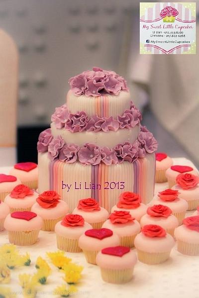 Cindy's Wedding: Pretty Candy Stripes - Cake by LiLian Chong