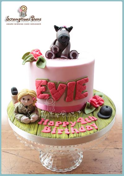 Evie - Cake by Scrumptious Buns