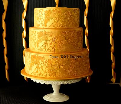 Golden Romance - Cake by Oven 180 Degrees