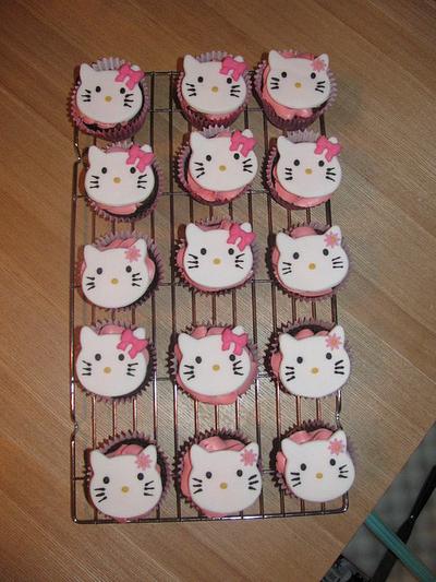 Hello Kitty cupcakes - Cake by HeatherBlossomCakes