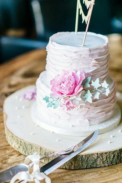 Rustic wedding cake  - Cake by Birgit