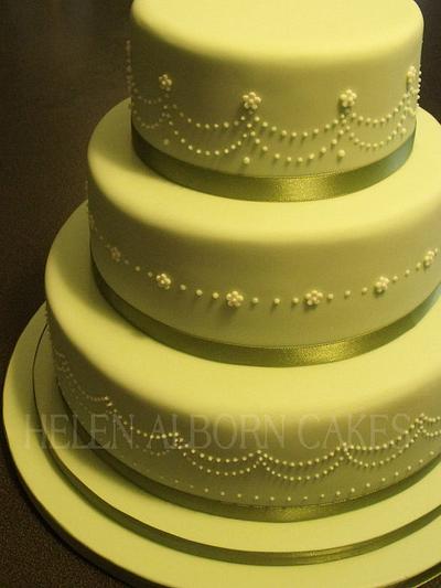 Green wedding cake - Cake by Helen Alborn  