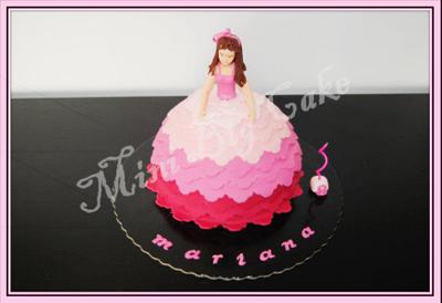 Doll Cake  - Cake by Minibigcake