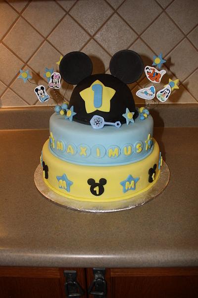 Mickey Mouse - Cake by BoutiqueBaker