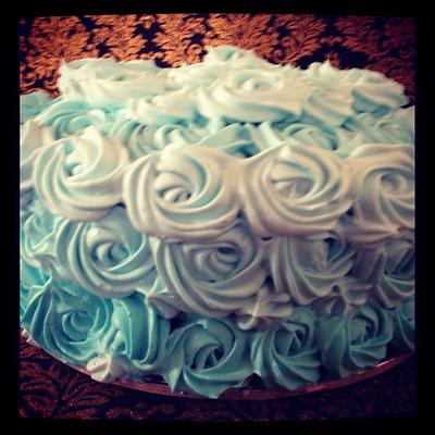 Teal ombre  - Cake by Ifrah