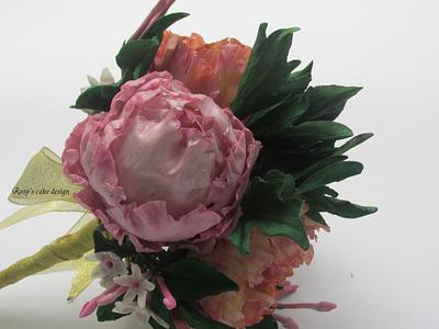 marriage  peonie bouquet - Cake by rosycakedesigner