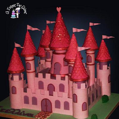 Castle  - Cake by Moustoula Eleni (Alchemists of cakes)