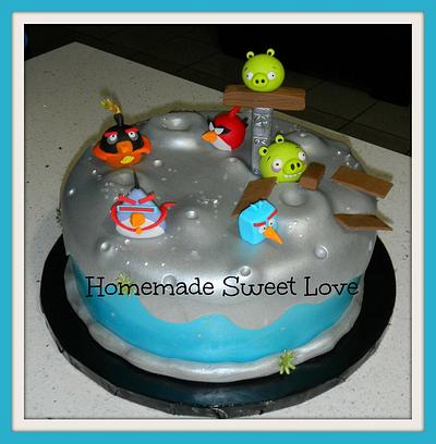 Angry birds space - Cake by  Brenda Lee Rivera 