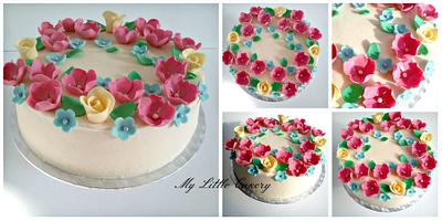 Ring of summer blossoms - Cake by MyLittleCakery