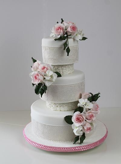 Roses&Lace - Cake by Tortenherz