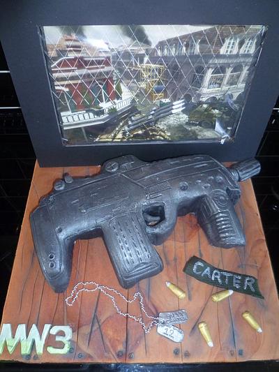 Call of duty mp7 - Cake by nicola