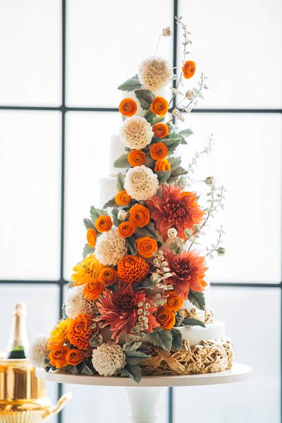 Fall/ Autumn Sugar Dahlia Sugar Flower Wedding Cake - Cake by Alex Narramore (The Mischief Maker)