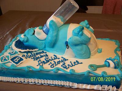 Baby bear w/ Bottle - Cake by Tracy Buttermore