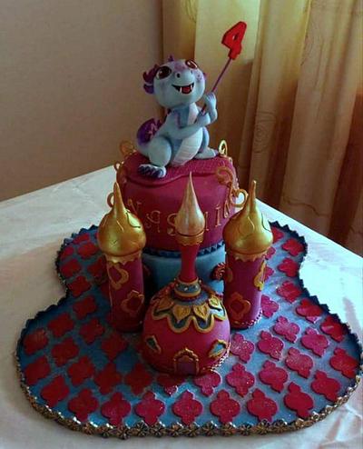For a little friend!!💕 - Cake by silvia ferrada colman