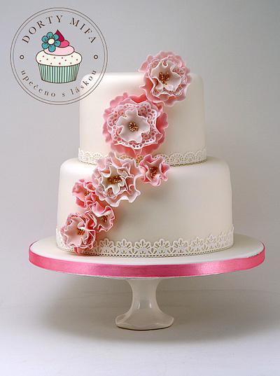 Ruffle Flower Wedding Cake  - Cake by Michaela Fajmanova