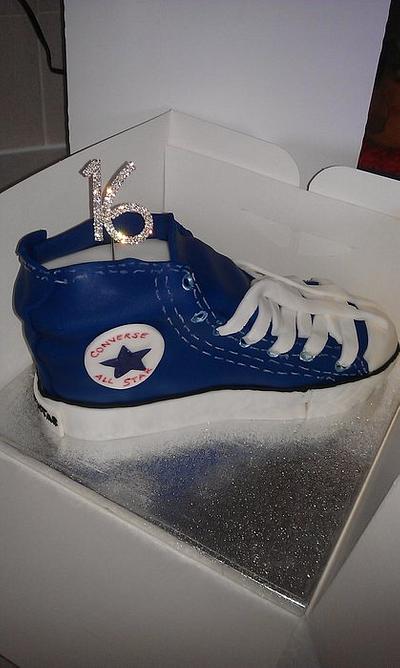 Converse boot - Cake by Kerry