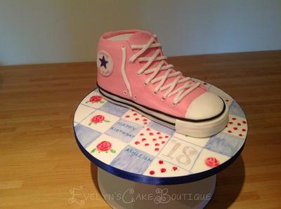 Converse trainer - Cake by Evelynscakeboutique