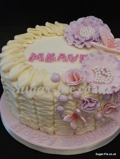Ruffle cake with ruffle flowers, pearls & butterflies - Cake by Sugar-pie