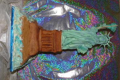 MISS LIBERTY  - Cake by gail
