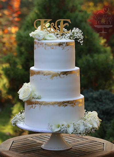 Luxury wedding cake :  - Cake by Lucya 