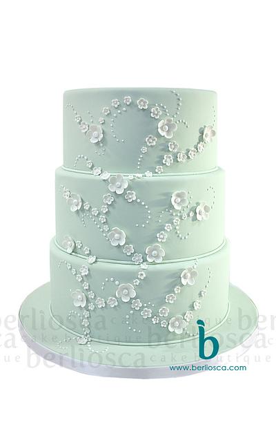 Soft Green and Flowers - Cake by Berliosca Cake Boutique