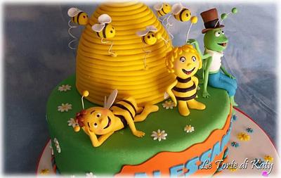 Maia the Bee cake! - Cake by letortedikaty